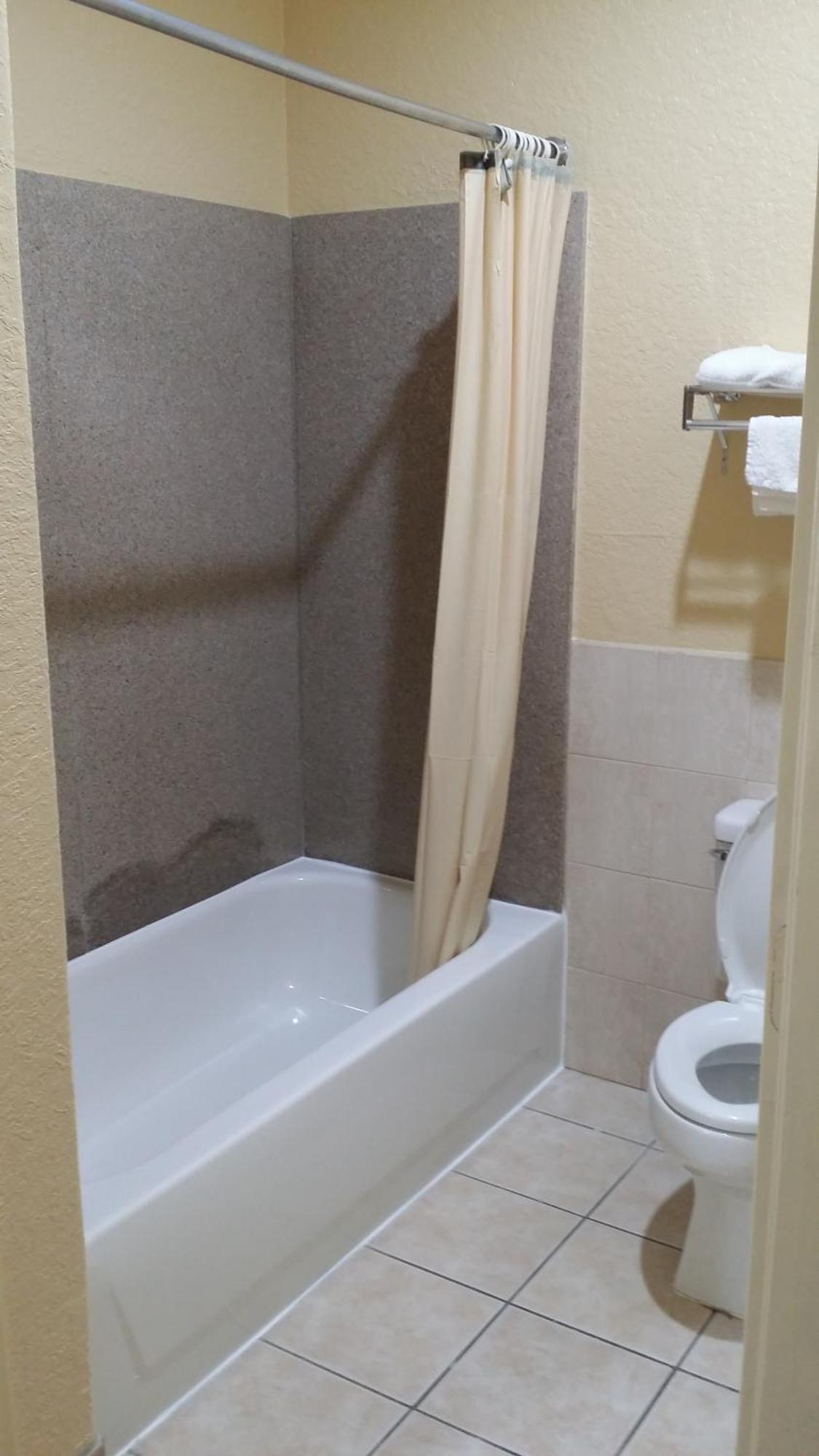 Americas Best Value Inn & Suites Northeast Houston Habitación foto