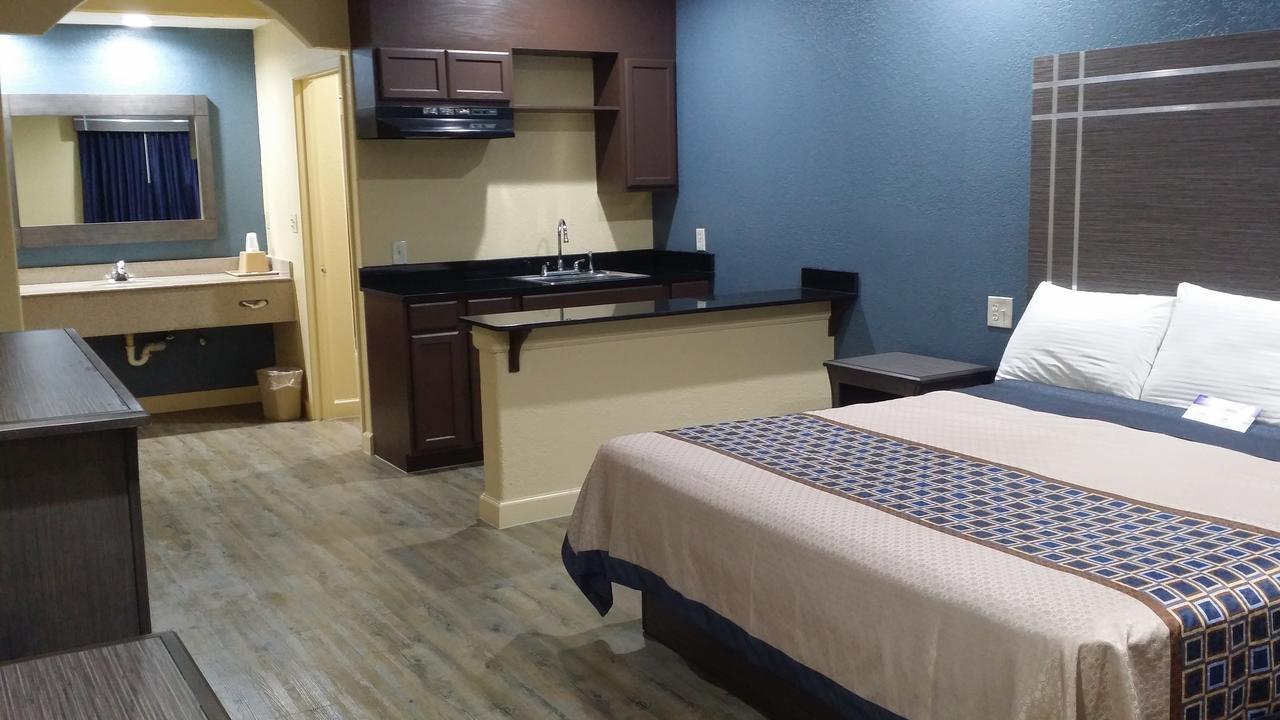 Americas Best Value Inn & Suites Northeast Houston Exterior foto