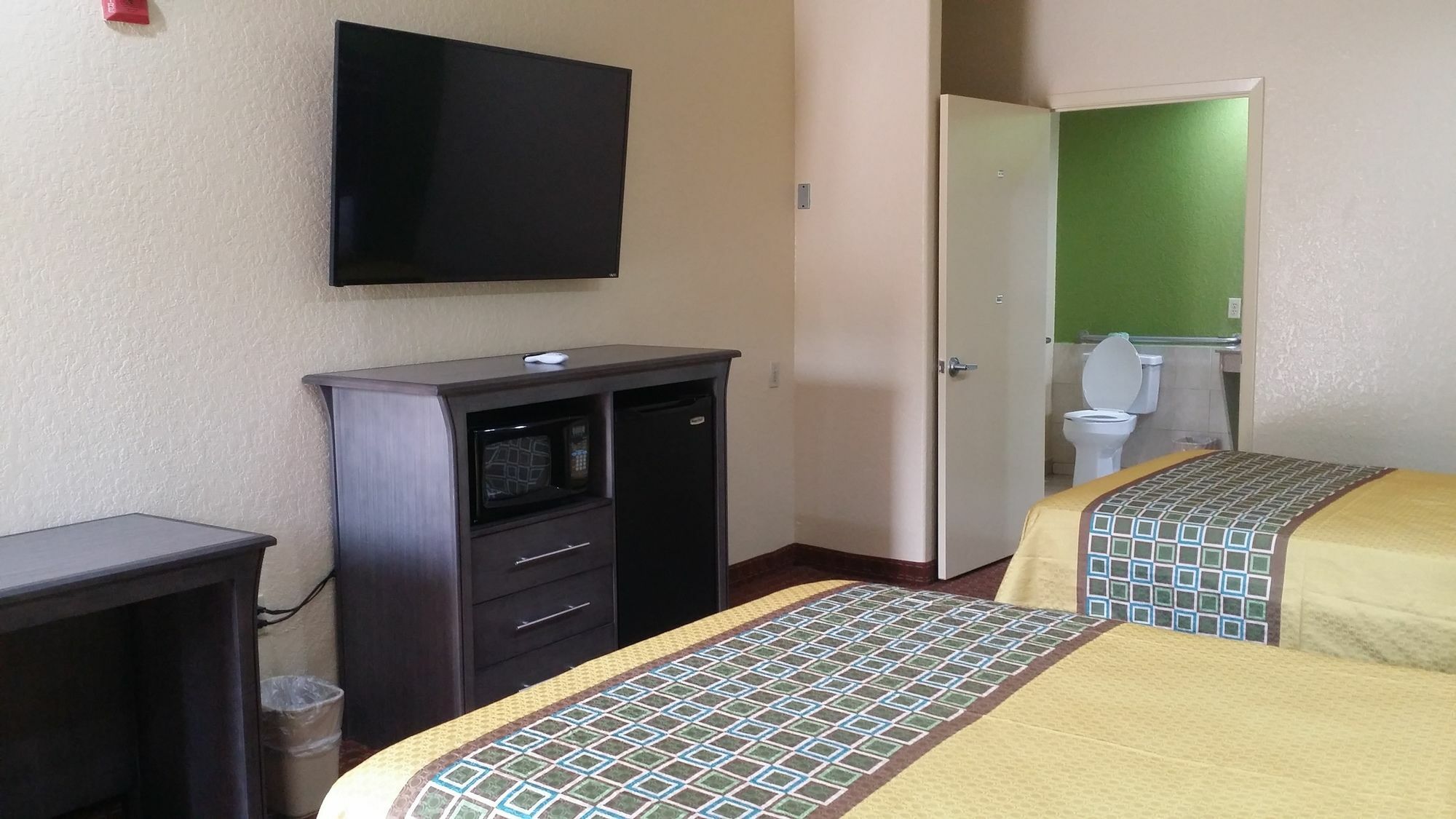 Americas Best Value Inn & Suites Northeast Houston Exterior foto
